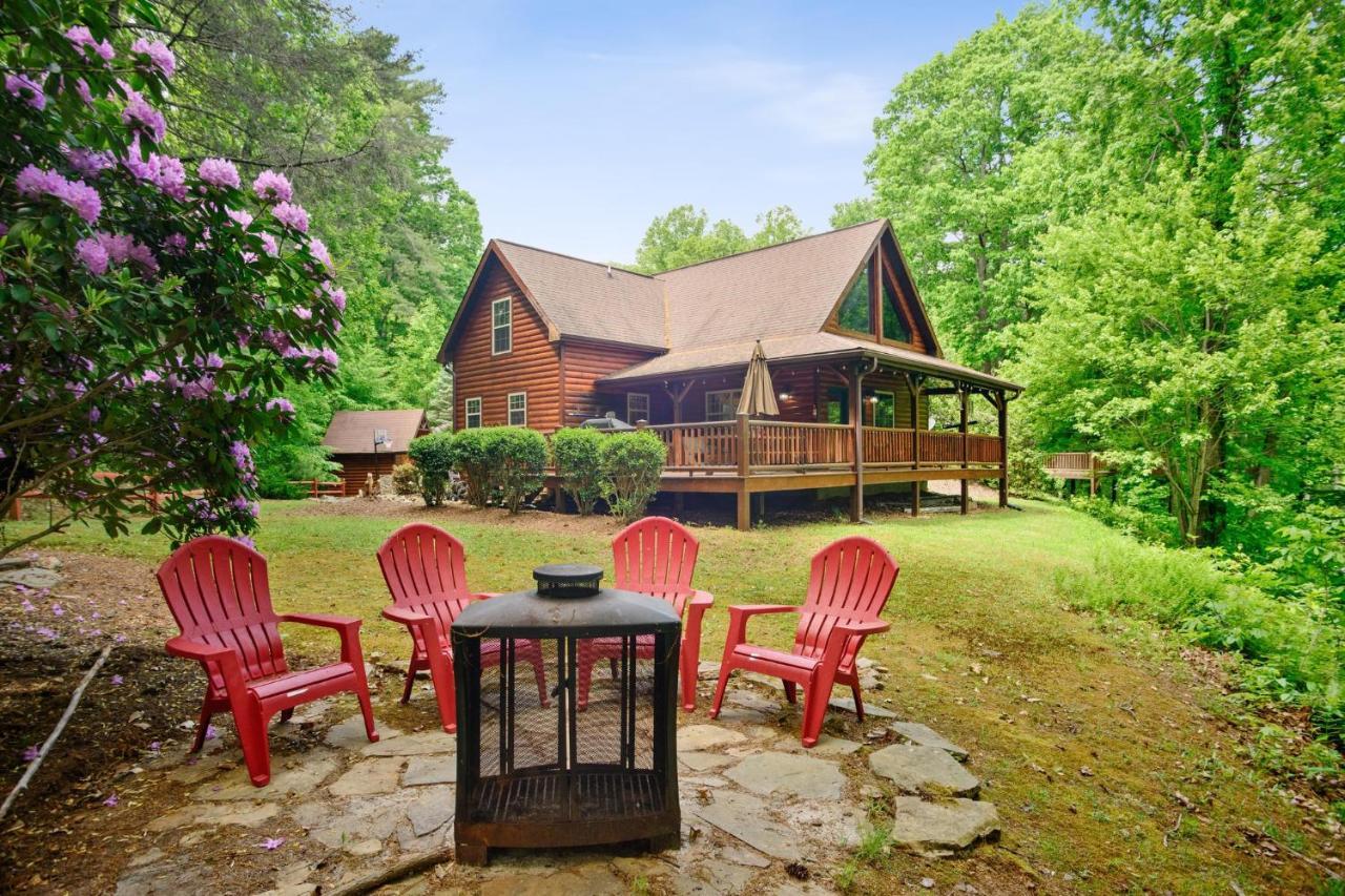 Tree Top Lodge - Gorgeous Lake Cabin With Hot Tub & Magnificent Views Of Forests And Mountains! Cabin Butler Exterior foto