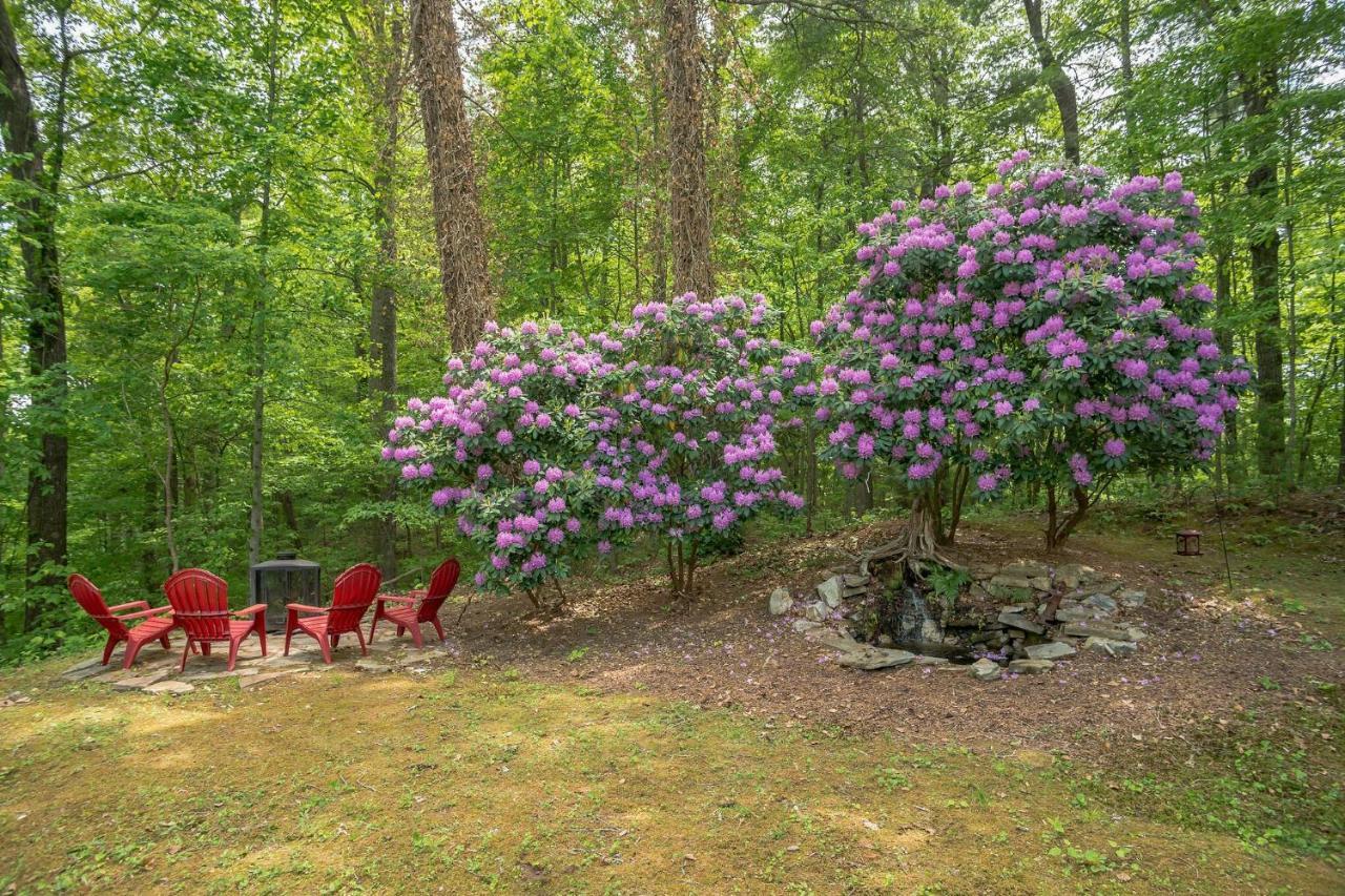 Tree Top Lodge - Gorgeous Lake Cabin With Hot Tub & Magnificent Views Of Forests And Mountains! Cabin Butler Exterior foto