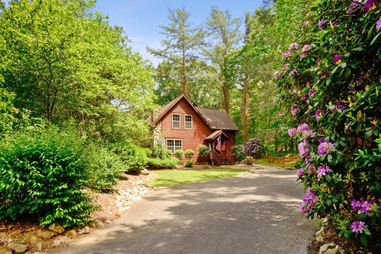 Tree Top Lodge - Gorgeous Lake Cabin With Hot Tub & Magnificent Views Of Forests And Mountains! Cabin Butler Exterior foto