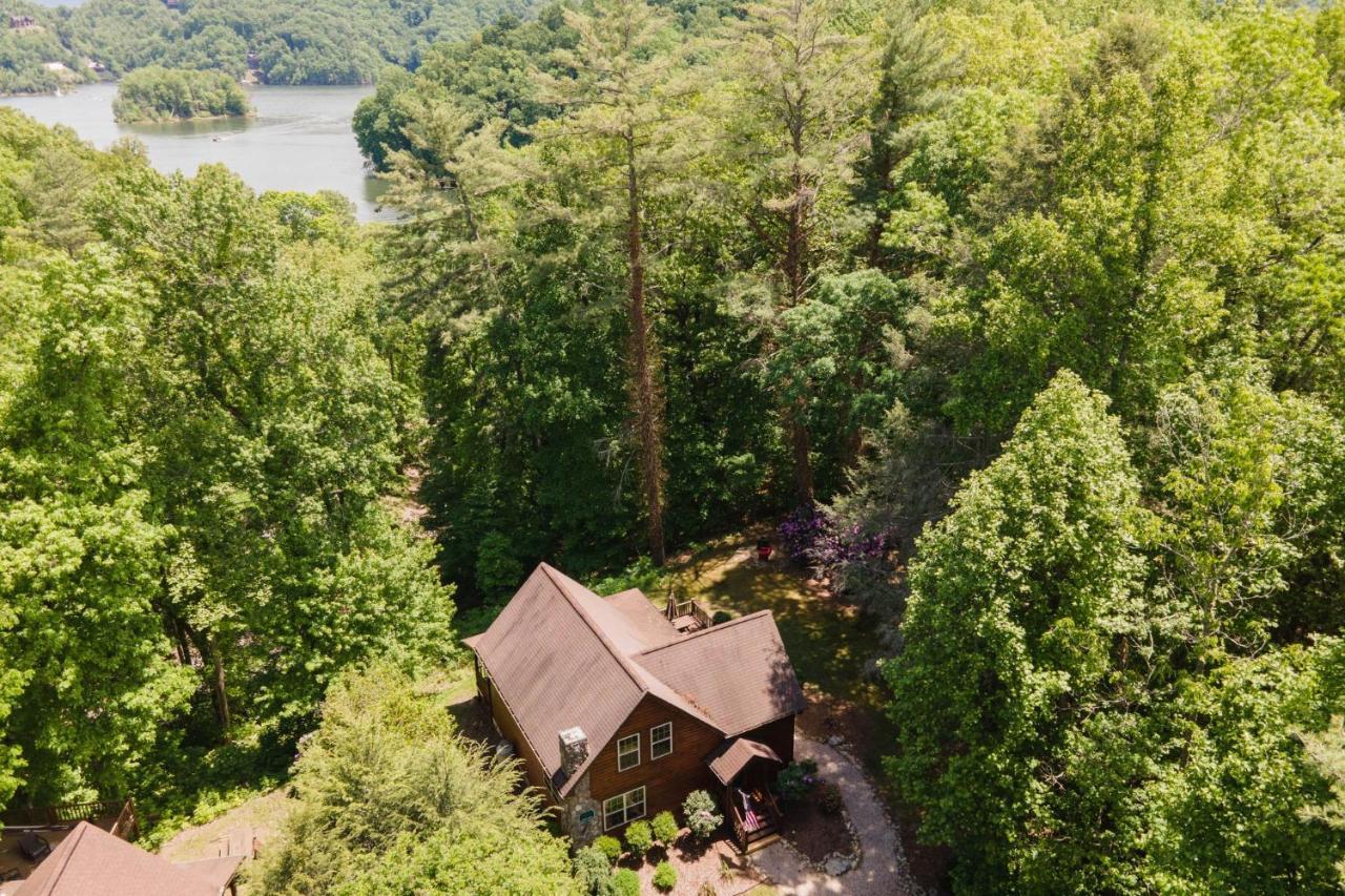 Tree Top Lodge - Gorgeous Lake Cabin With Hot Tub & Magnificent Views Of Forests And Mountains! Cabin Butler Exterior foto